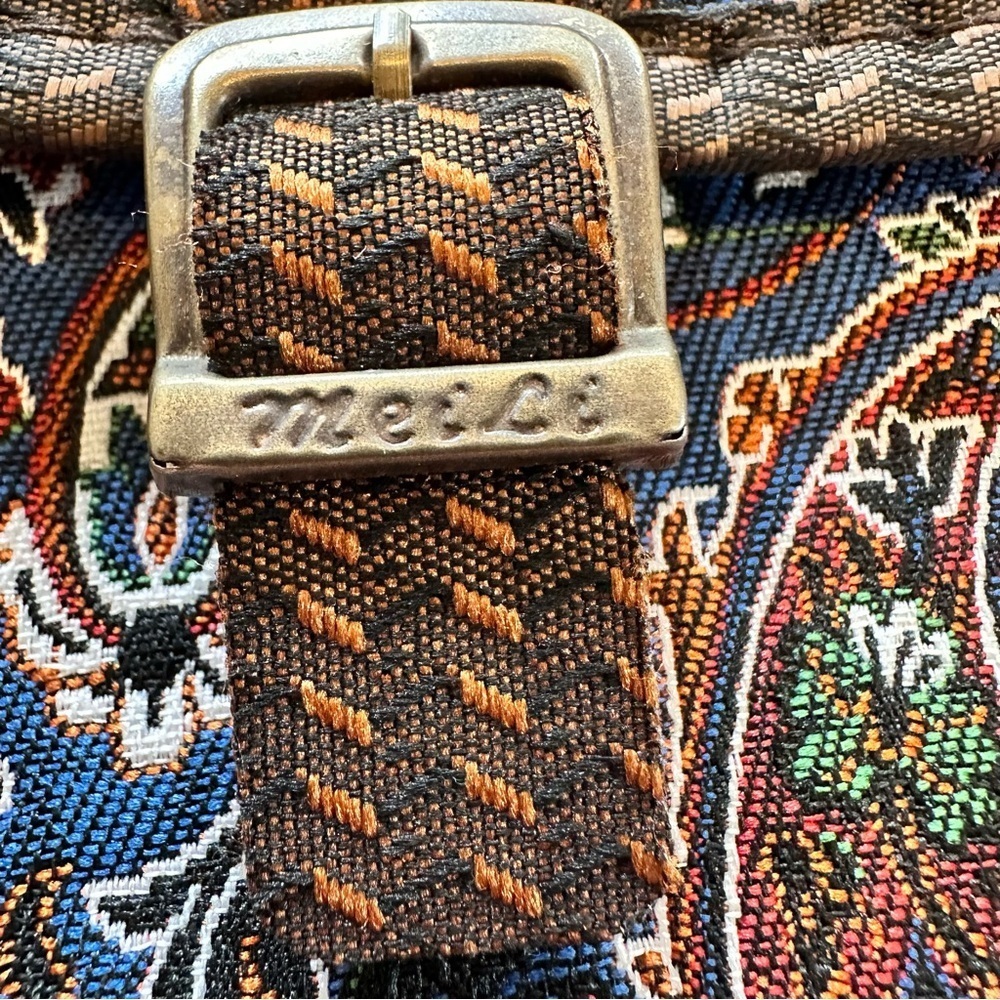 Paisley Patterned Crossbody Bag - Picture 3 of 7
